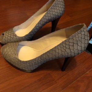 NW Calvin Klein Open Toe Platform Heel